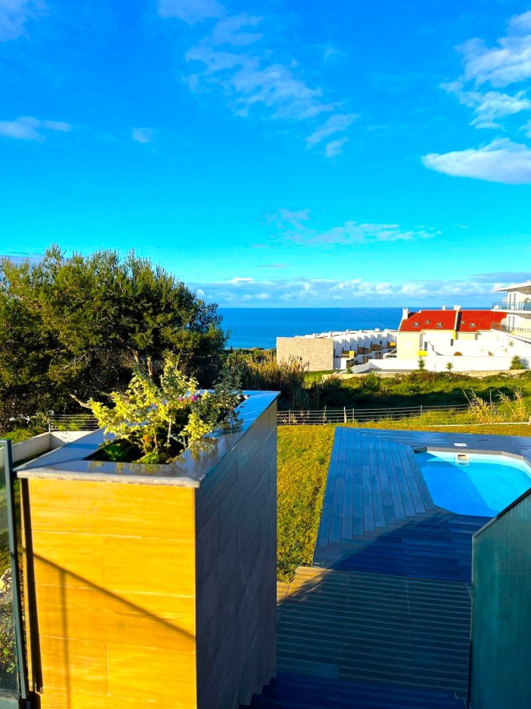 THE SUSTAINABLE LUXE ESCAPE